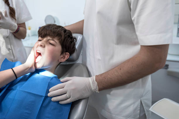 Best Emergency Gum Treatment in Blue Grass, IA